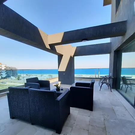 Solid Magic Nuba Apartment Mamaia